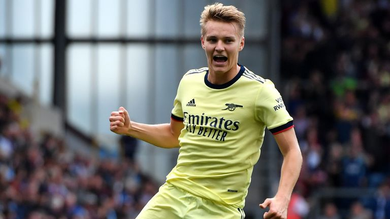 Источник: https://www.skysports.com/football/news/11661/12411088/burnley-0-1-arsenal-martin-odegaard-free-kick-seals-back-to-back-gunners-wins