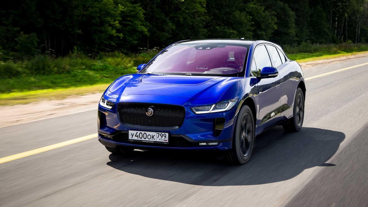 Автомобиль разгоняется двумя электромоторами до «сотни» за 4,8 секунды 