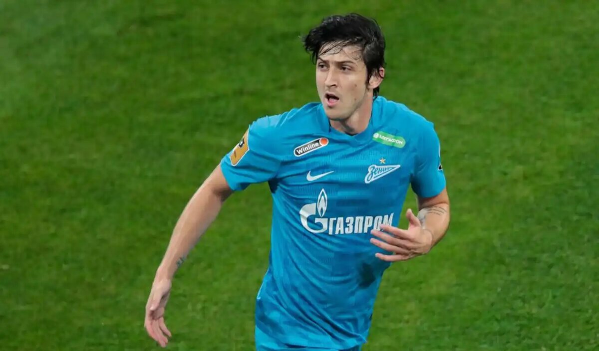 Сердар Азмун