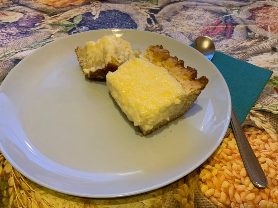 Нежный пирог на сметане и йогурте – кулинарный рецепт
