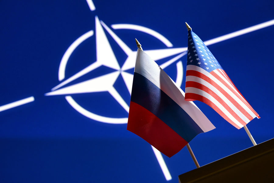Весомые аргументы Путина в переговорах с США и НАТО