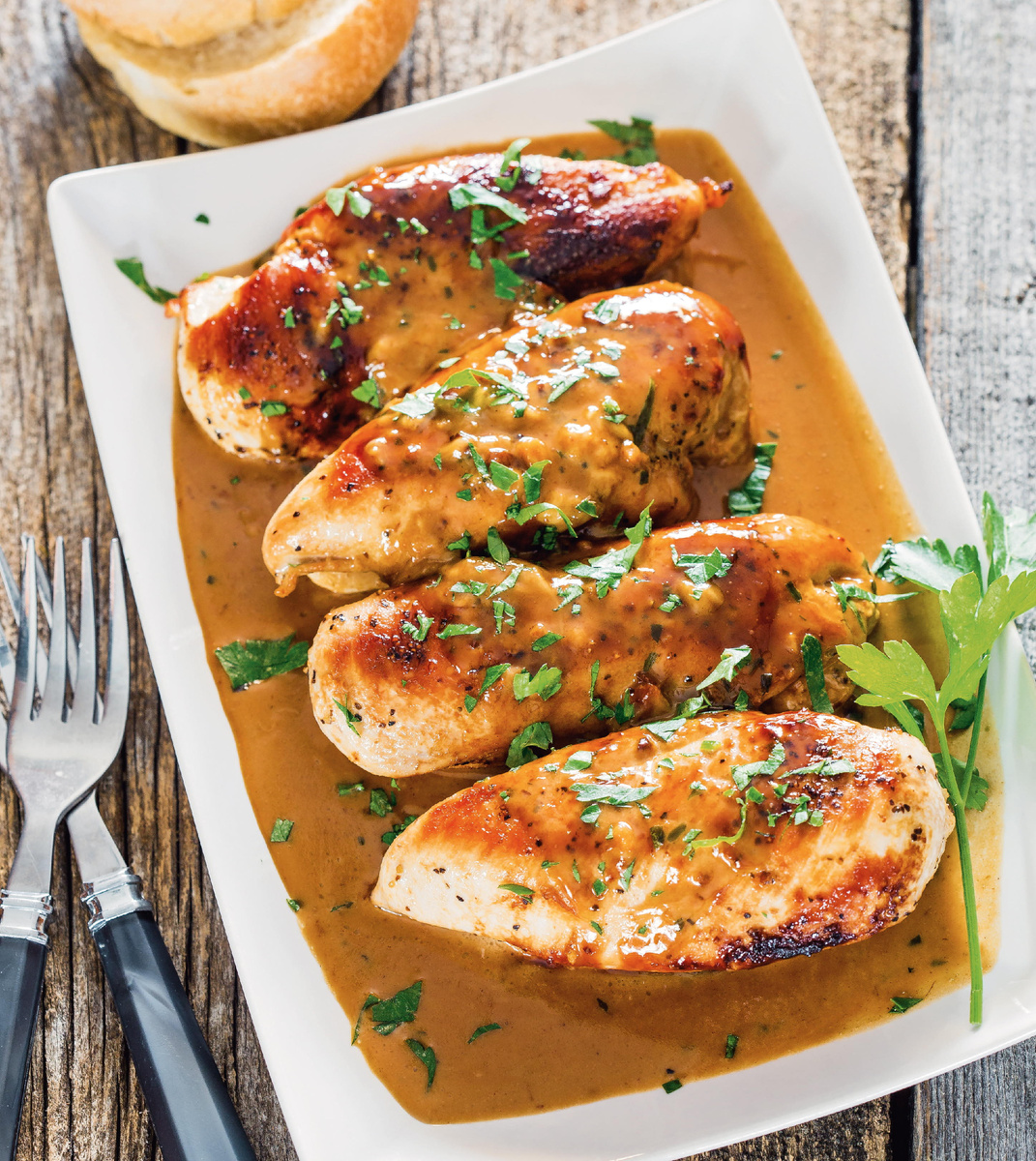 https://irepo.primecp.com/2020/03/443215/pan-seared-chicken-with-creamy-garlicky-wine-sauce_UserCommentImage_ID-3639265.jpg?v=3639265