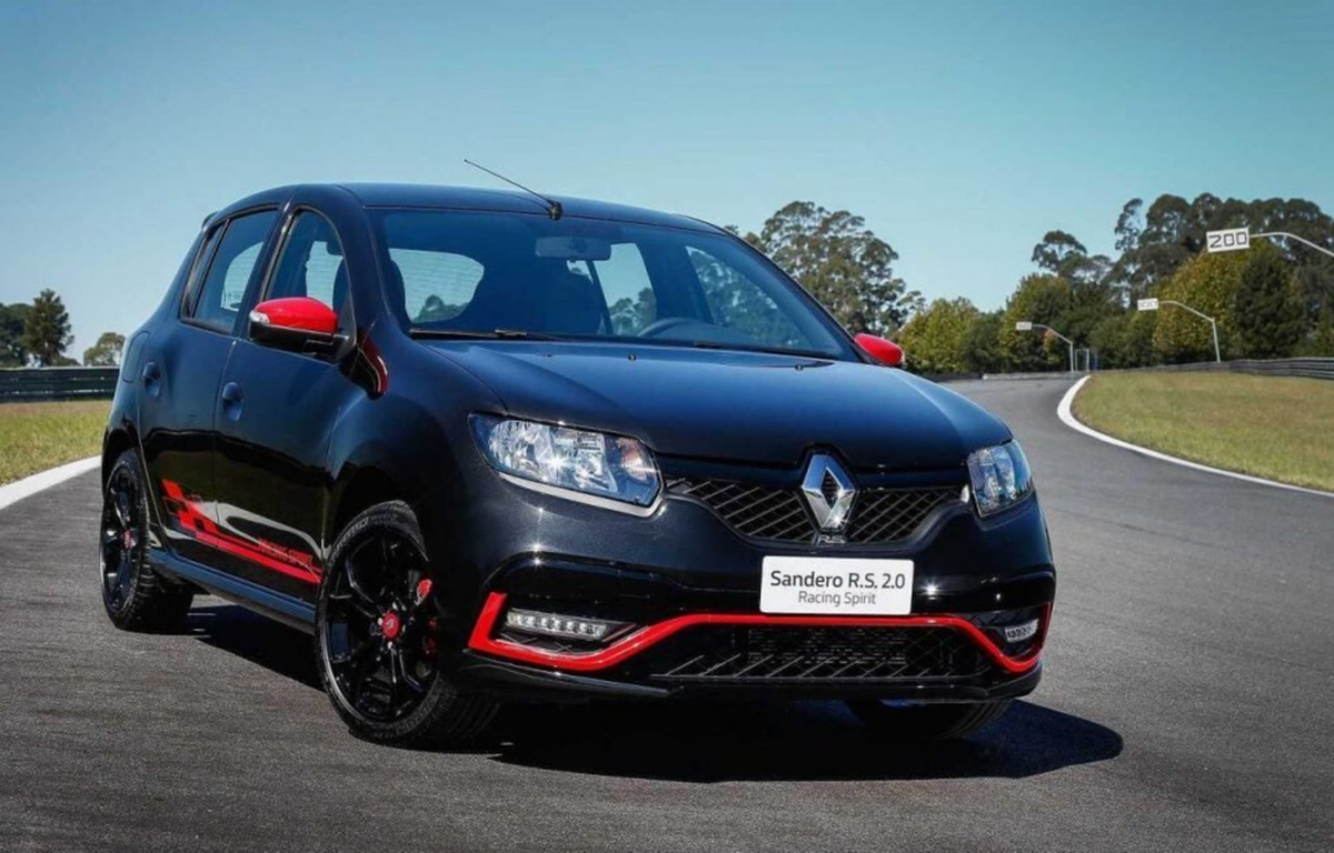 Renault Sandero остался без спортивной версии RS. Экологические нормы душат  спорт | Gorbunoff - все о машинах | Дзен