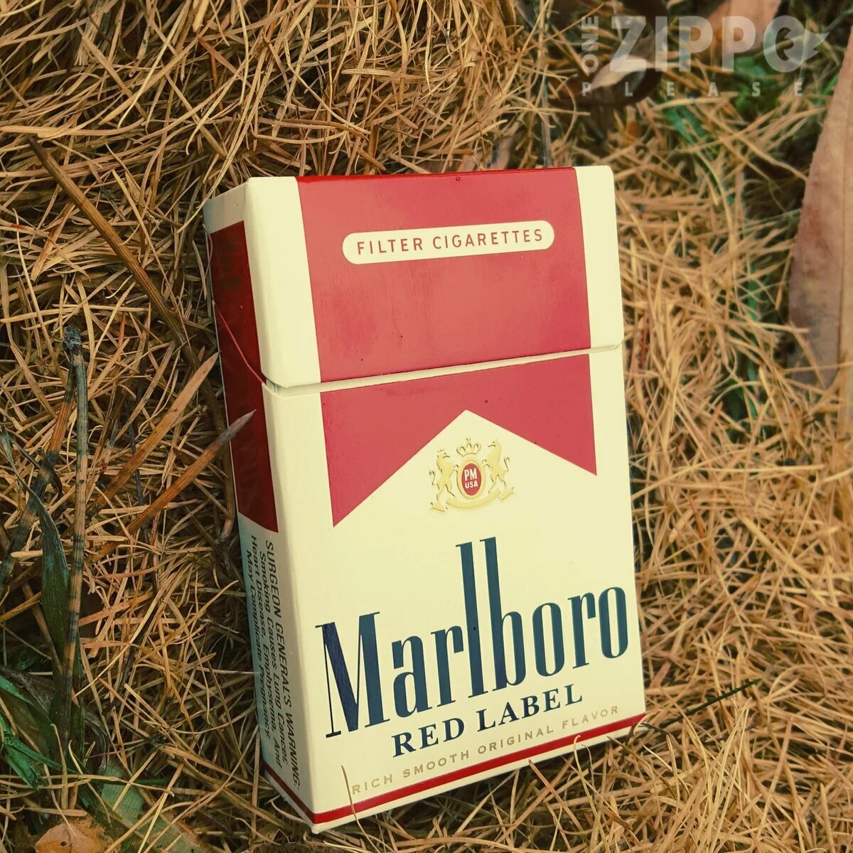 Ред сигареты купить. Американские сигареты Мальборо. Сигареты Мальборо красные американские. Мальборо сигареты американские настоящие. Сигареты Мальборо оригинал Америка.