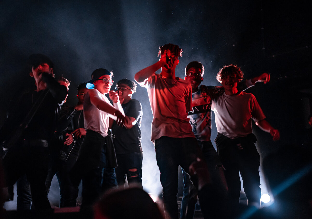 The teens are flexin'