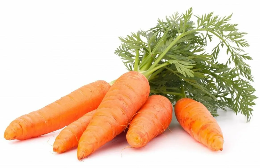 К чему снится морковь свежая. Морковь для детей. Морковь в пакете. Морковь на белом фоне. Морковка на белом фоне.