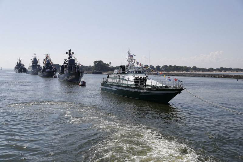 Военно-морской парад 2022 г. в условиях санкций Запада: справимся, но в чём будут отличия?