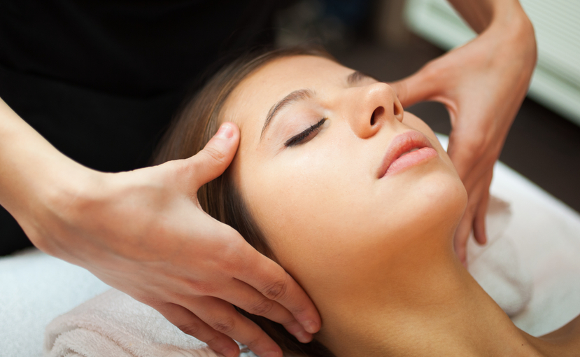 2019 massage. Массаж лица косметический буккальный Гуаша хиромассаж Кобидо. Огненный массаж лица. Массаж Кобидо до и после. Фитнес формирующий массаж.
