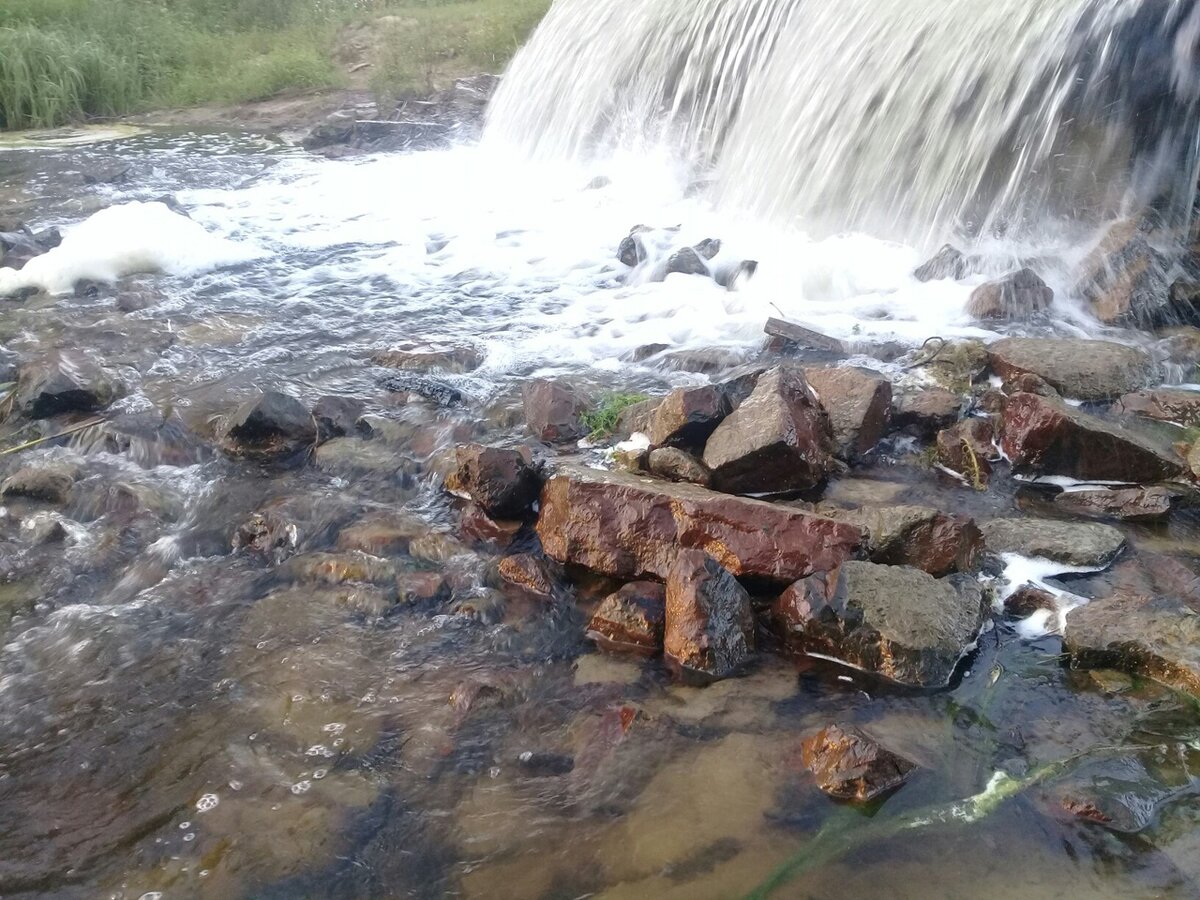 Плотина (всё решает ракурс😜)