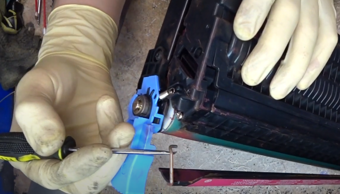 Фото 11. Штифт с одной стороны