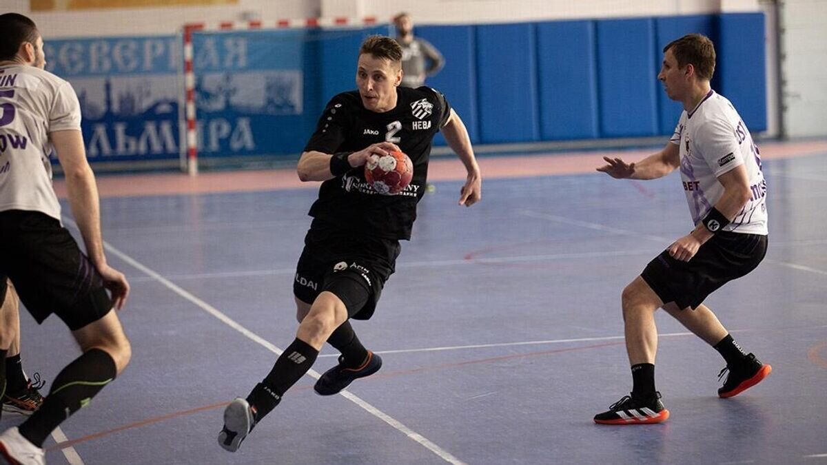    Гандболист клуба "Нева"© пресс-служба ГК "Нева"