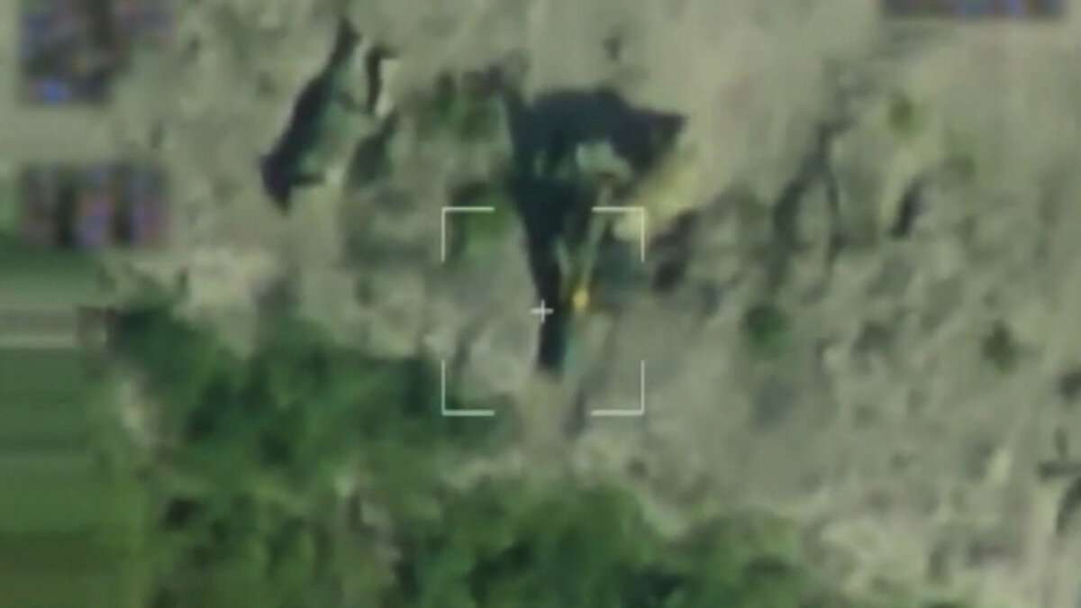 Не пытайтесь рассмотреть что это) Фотографии взяты из открытых источников и принадлежат их авторам