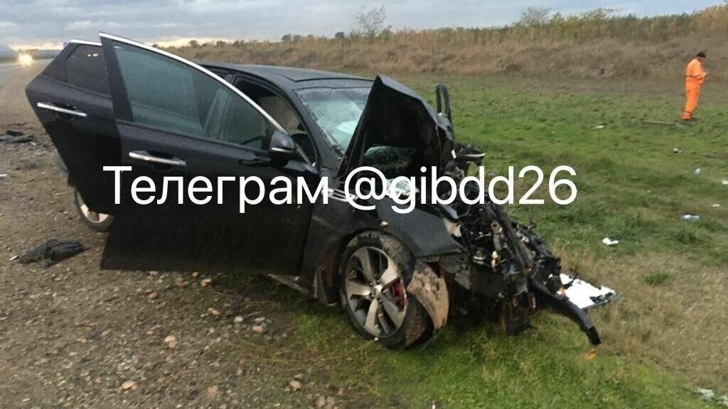     На Ставрополье в страшном ДТП погиб 13-летний воспитанник Академии «Ротор» из Волгограда Имран Хаваяшхов. Машина, в которой он ехал по трассе, столкнулась с эвакуатором.