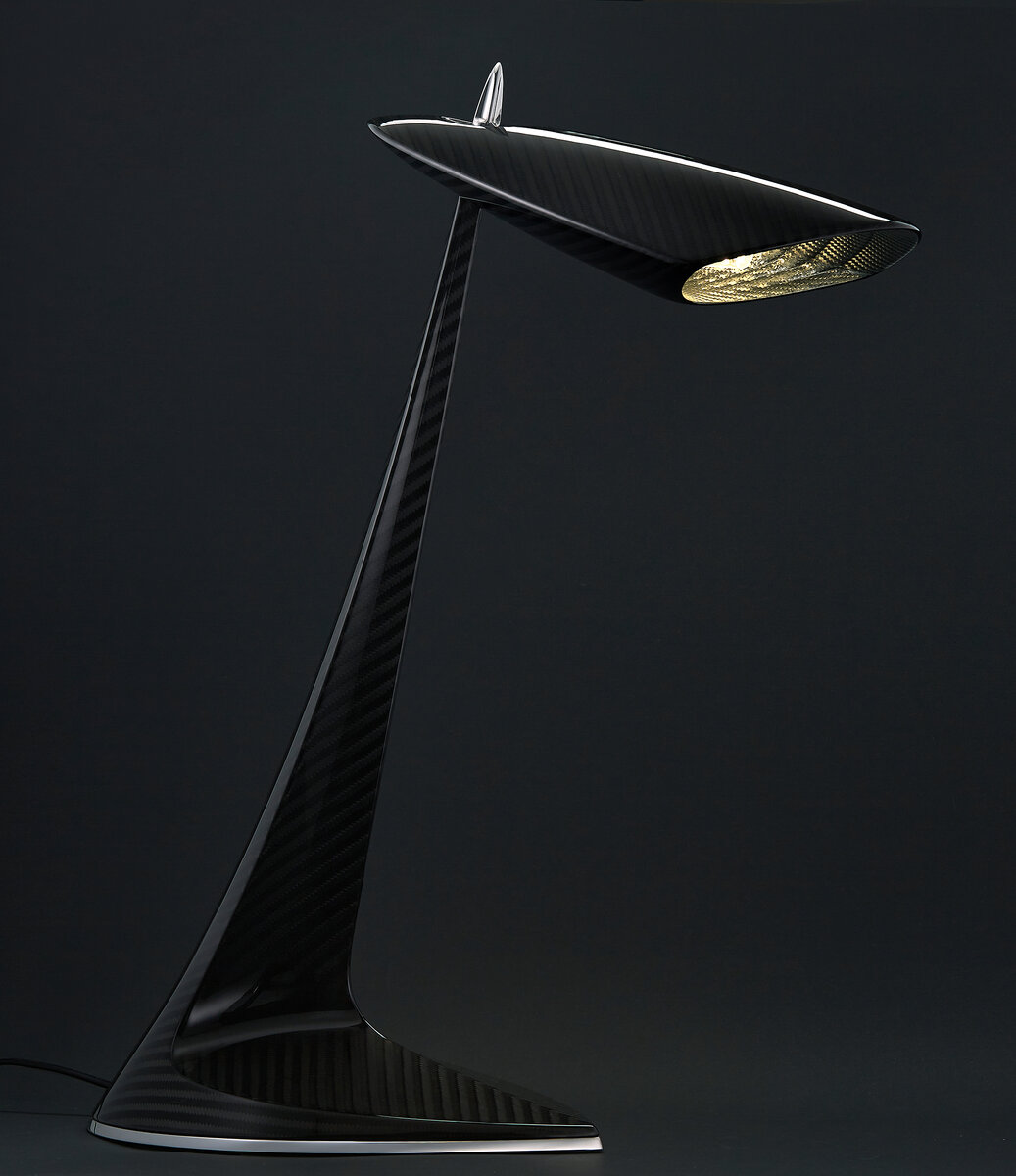     Дизайн-бюро MODELONI Настольная лампа из карбона MODELONI По мотивам монумента «Покорителям космоса» на ВДНХ