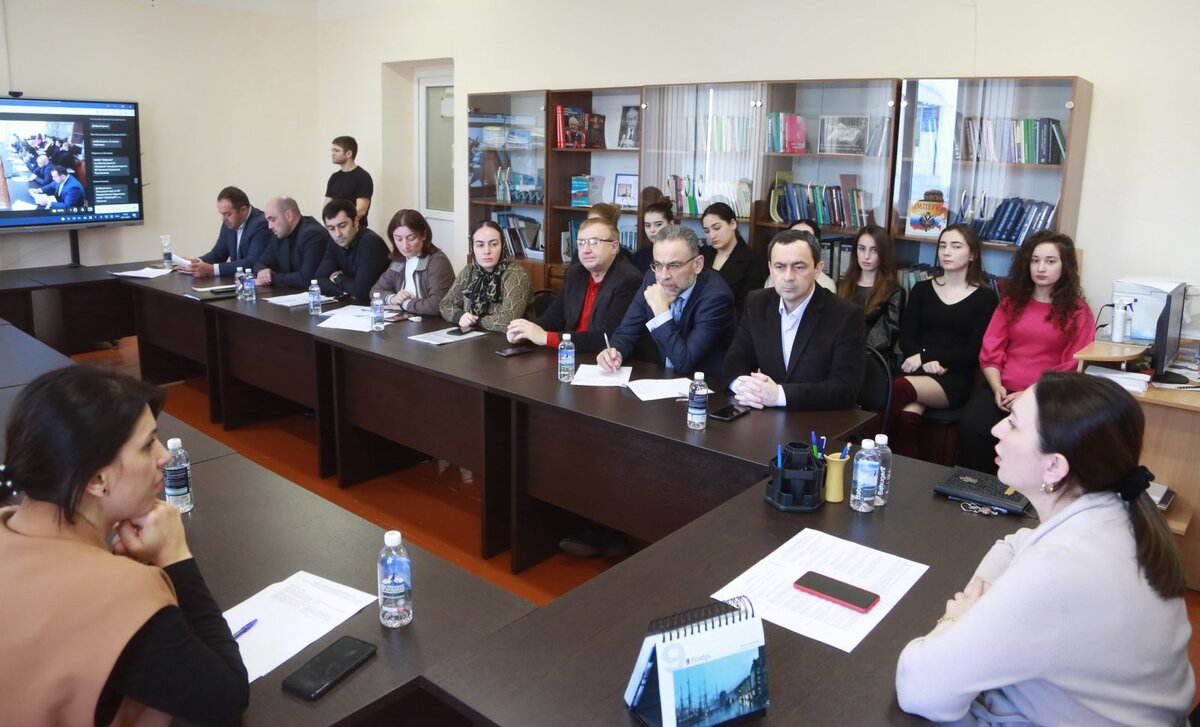 В КБГУ обсудили способы борьбы с проявлениями этнического и религиозного радикализма