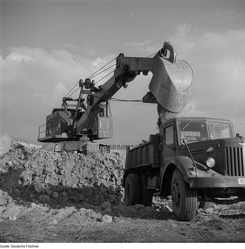 МАЗ-205. Источник: Deutsche Fotothek