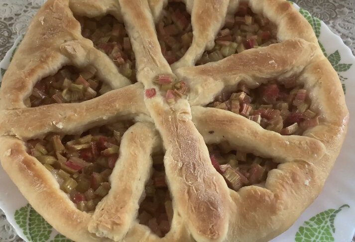 Мой пирог, пусть не очень красив, но вкусный