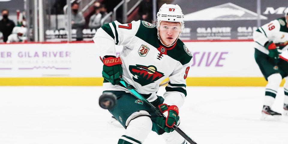 Капризов в игре на льду.  фото: картинки яндекса.