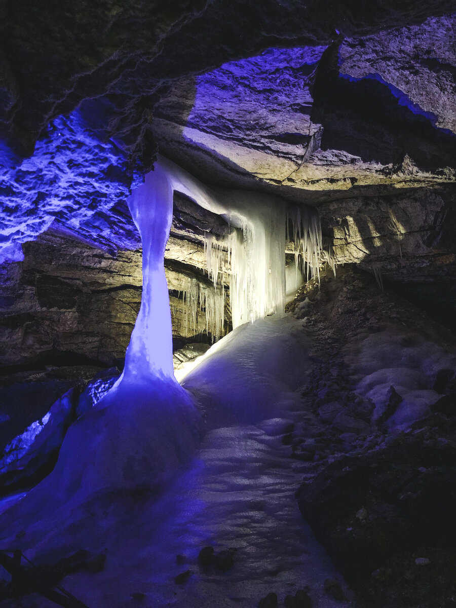 Кунгурская ледяная пещера