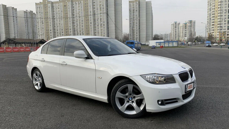 www.drive2.ru/r/bmw/3_series/601775634217191256/ 