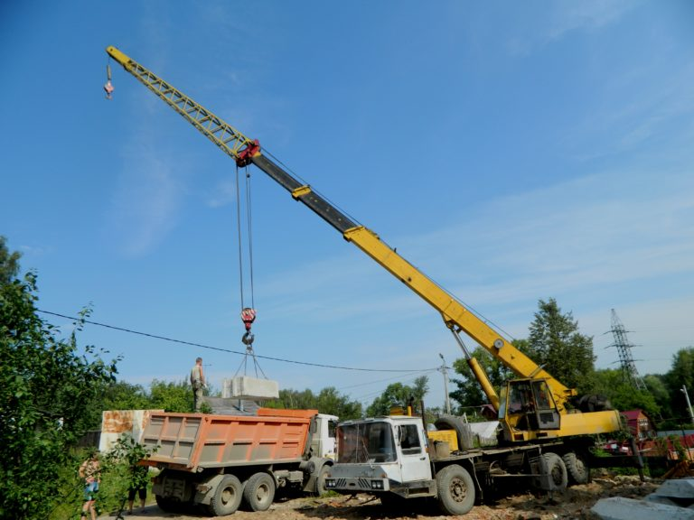 Гусек в архитектуре 5 букв