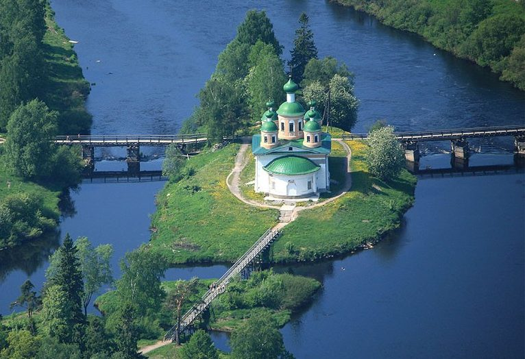 Собор Смоленской иконы Божьей Матери на острове Мариам. Фото: https://yandex.ru/images