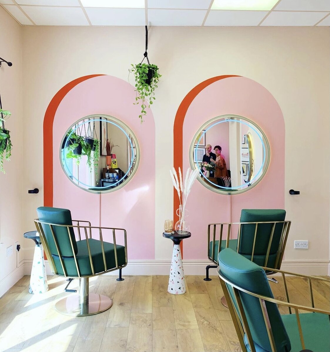 Парикмахерская в Англии