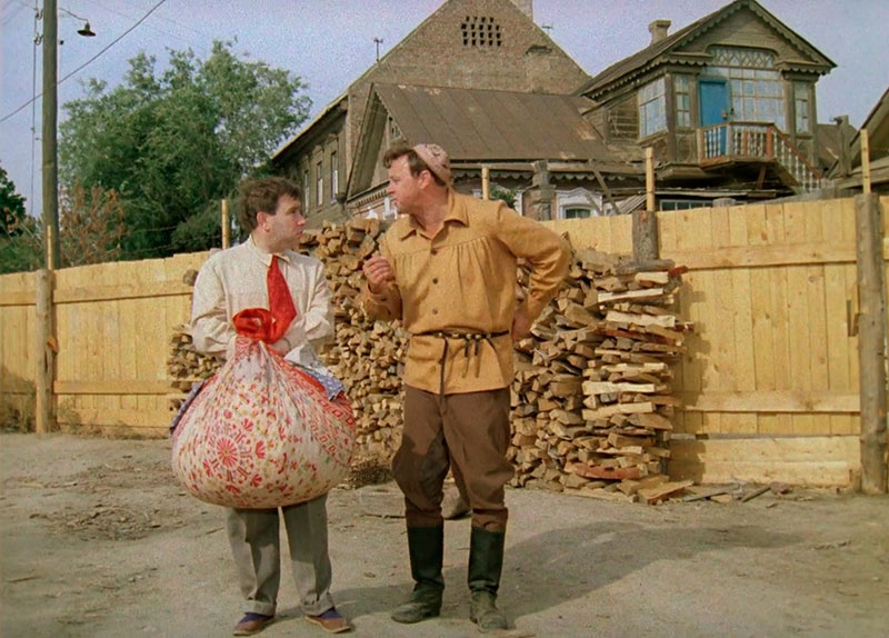 "Не может быть" могу пересматривать сотни раз, впрочем, как и "Женитьбу Бальзаминова" Шедевры