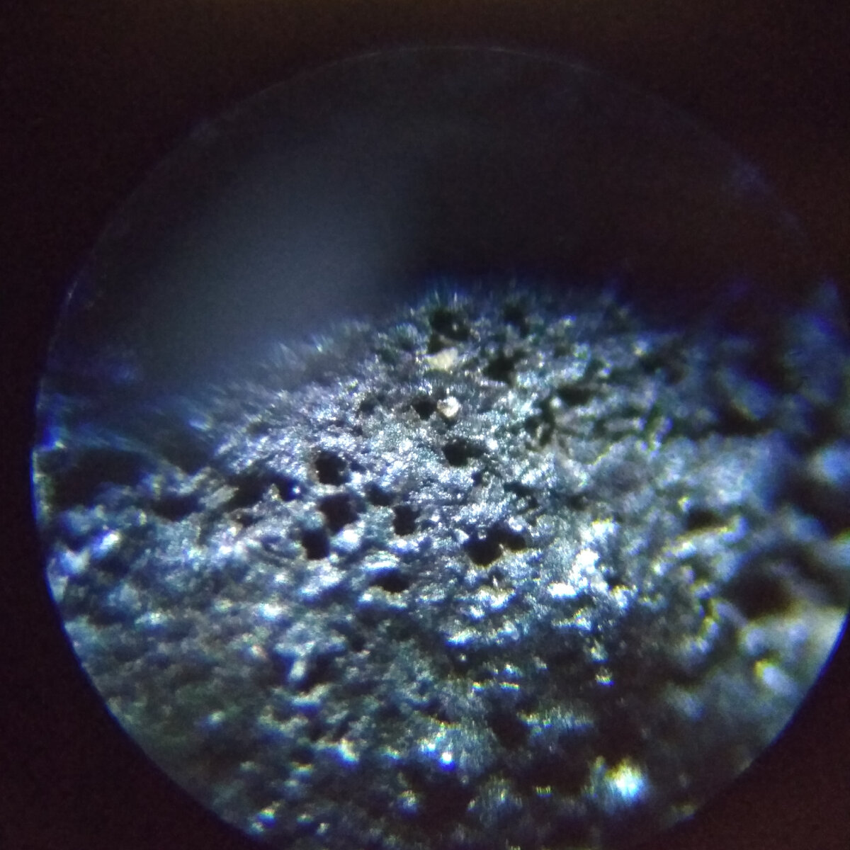 Челябинский метеорит под микроскопом