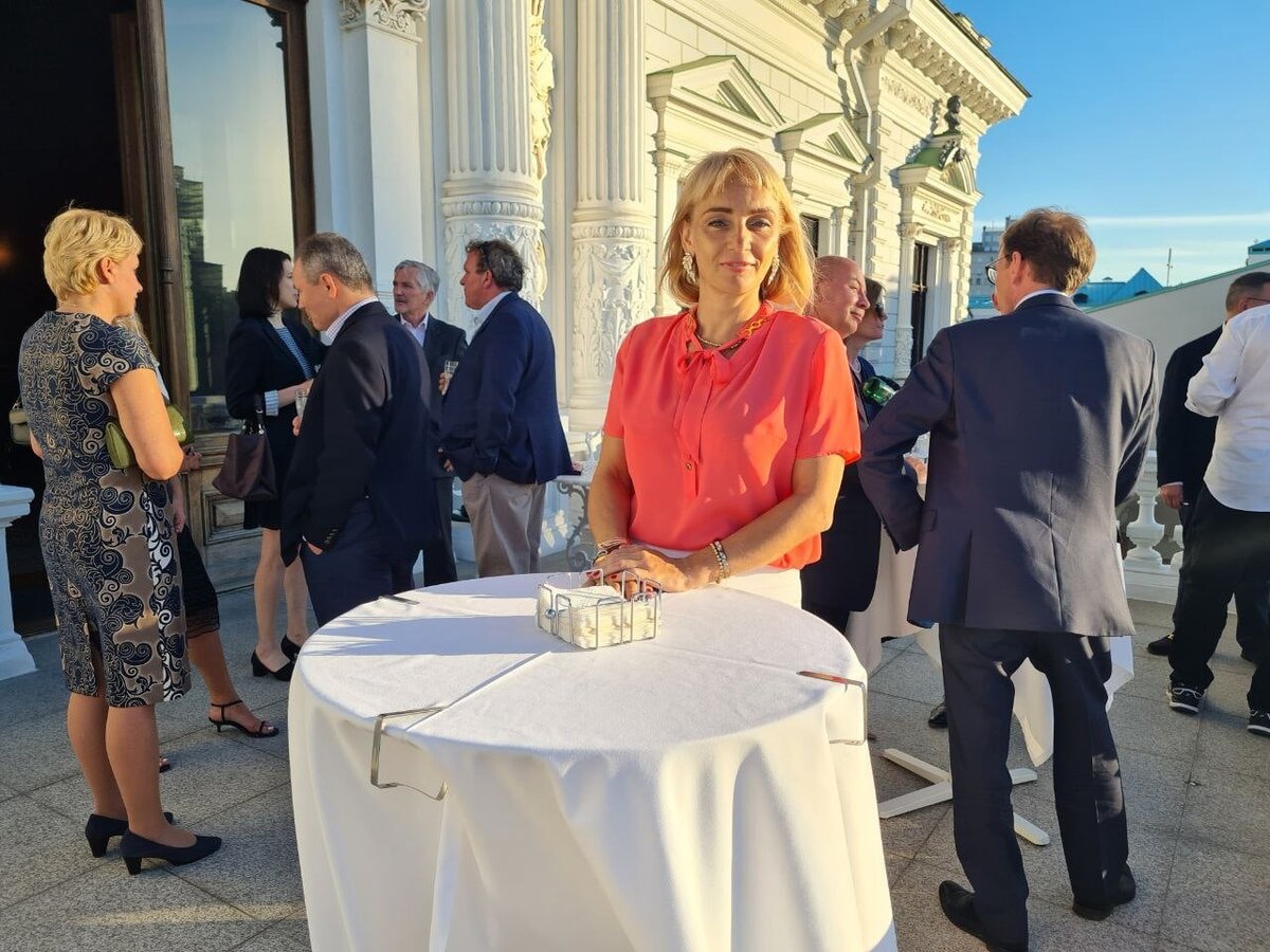 Дом ангелов на Арбате в Резиденции Посла Великобритании