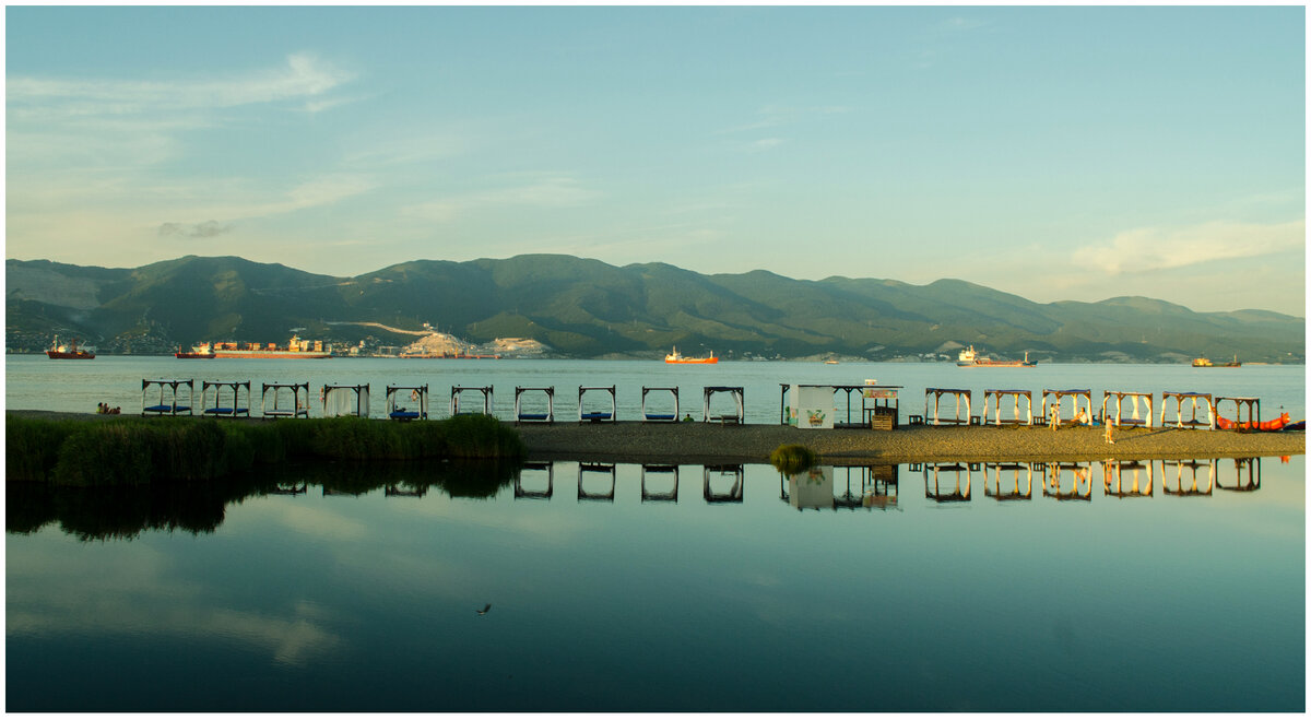 Морские берега Новороссийска. Фото автора.