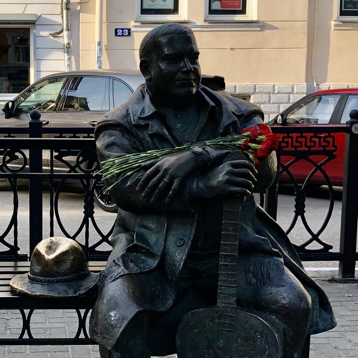 Отзыв о Памятник Михаилу Кругу на бульваре Радищева (Россия, Тверь) Памятник зна