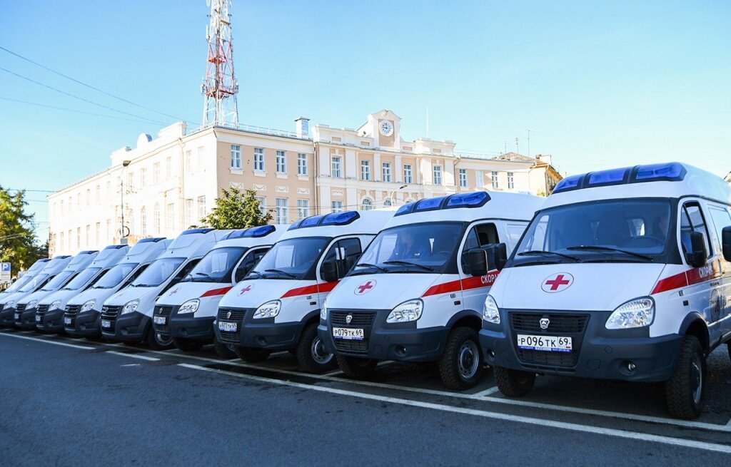 В Тверской области 11 муниципалитетов получили новые машины «скорой»