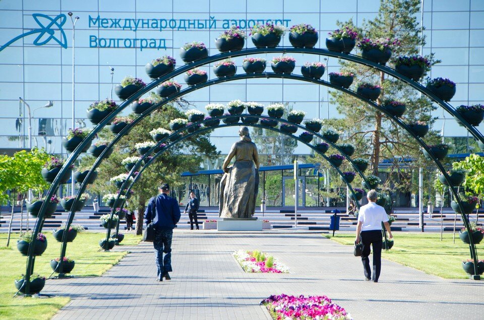     В волгоградском аэропорту днем задержали все рейсы. Геннадий БИСЕНОВ