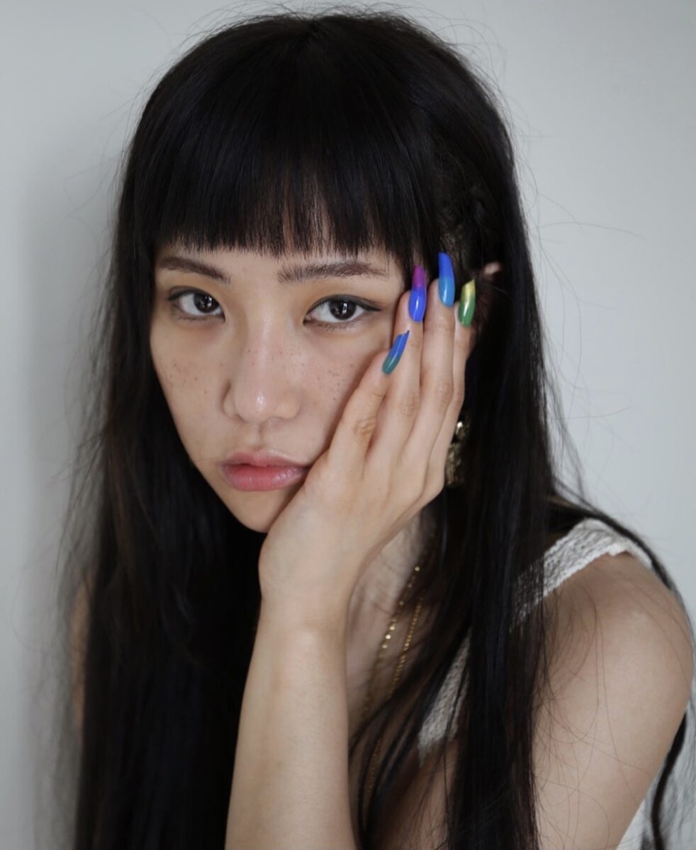    Пак Ын Кен - создательница формы lipstick-nail@nail_unistella