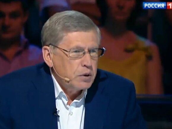   Стоп-кадр видео программы «Воскресный вечер» на телеканале «Россия»