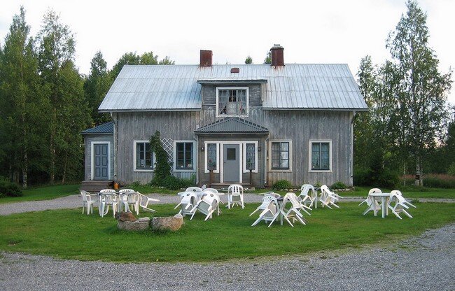 Вот этот самый дом - выглядит не очень уж и страшно