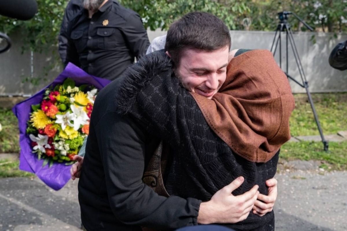    Глава КЧР поблагодарил Кадырова за спасение военного врача из плена