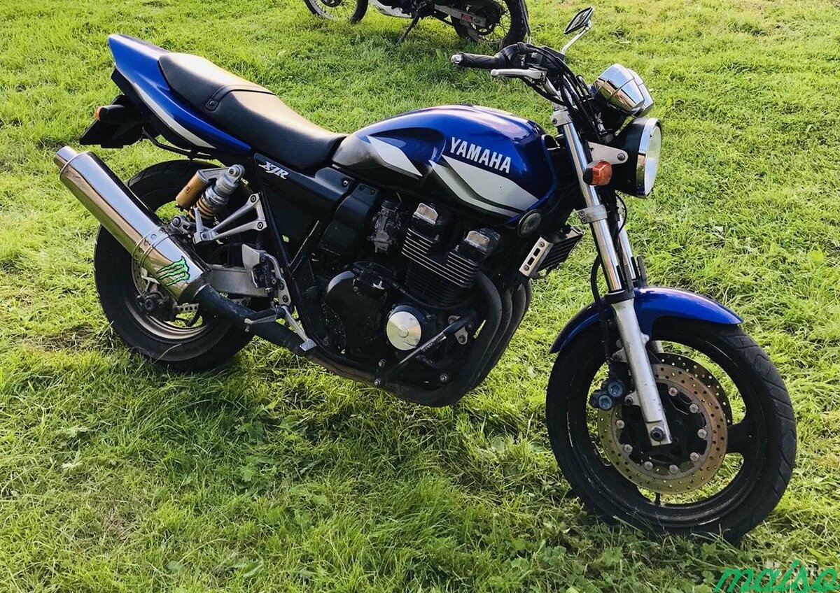 Yamaha XJR400