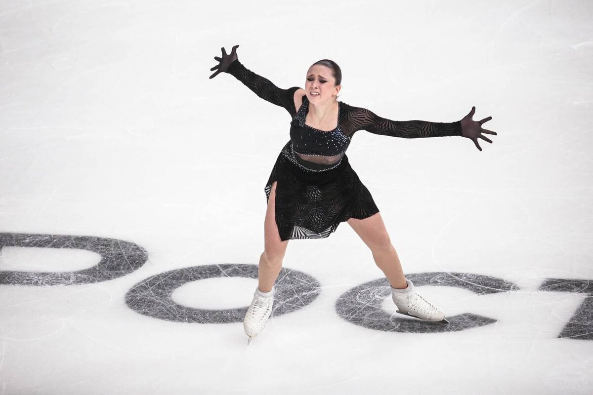 предвзятый спорт дзен фигурное. евгений плющенко травмы. александра трусова юниоры. контрольные прокаты сборной россии по фигурному катанию 2022. плющенко.