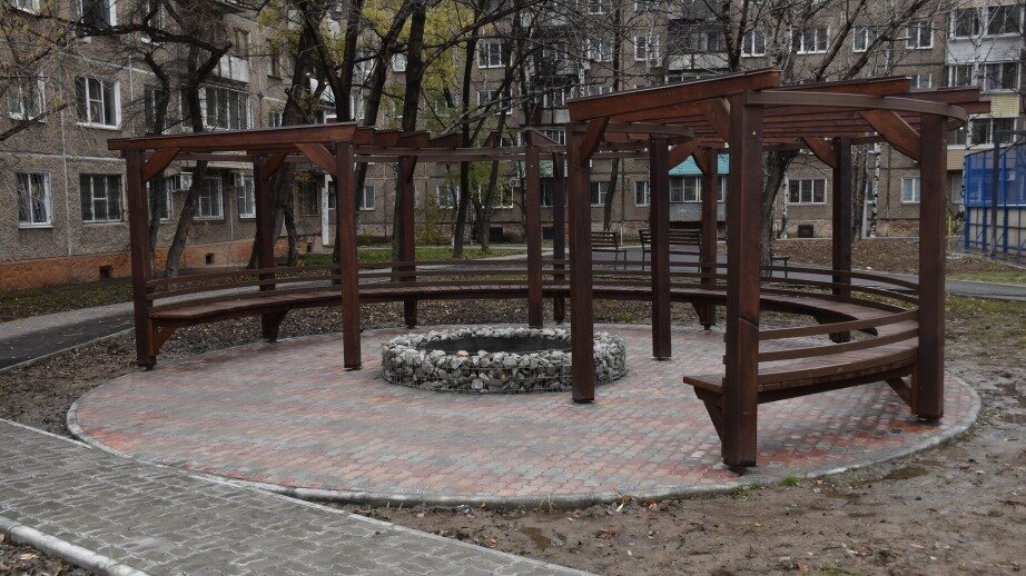     В регионе активно продолжается реализация программы «1000 дворов на Дальнем Востоке».