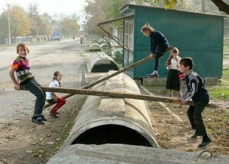 Дворы СССР нашего детства