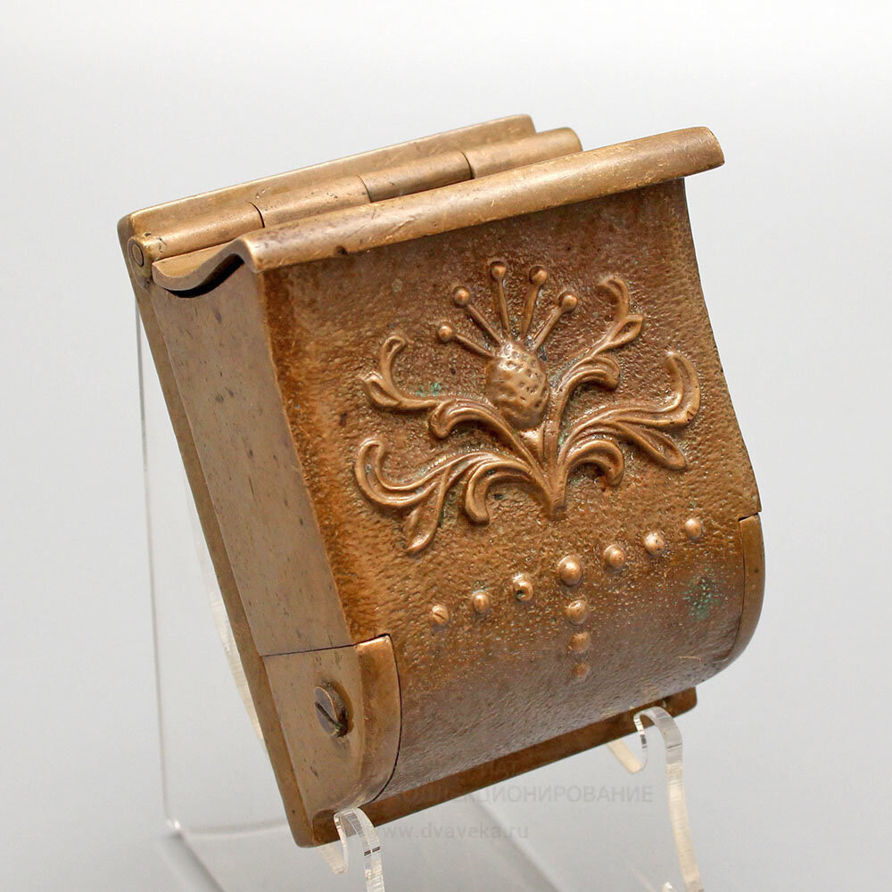 Настенная пепельница с крышкой из вагона поезда, бронза, СССР, 1940-50 гг.