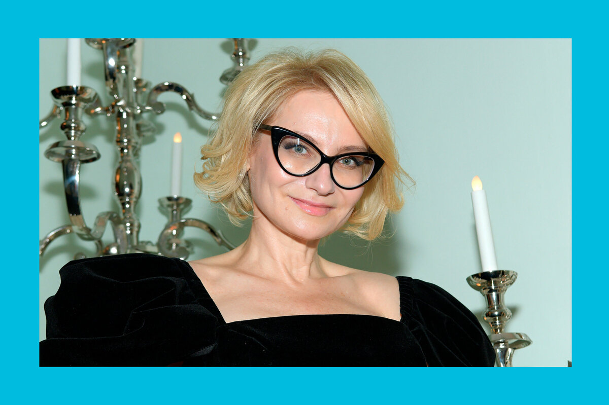     Именно эта вещь мгновенно делает тебя женственной: модный секрет от Эвелины Хромченко