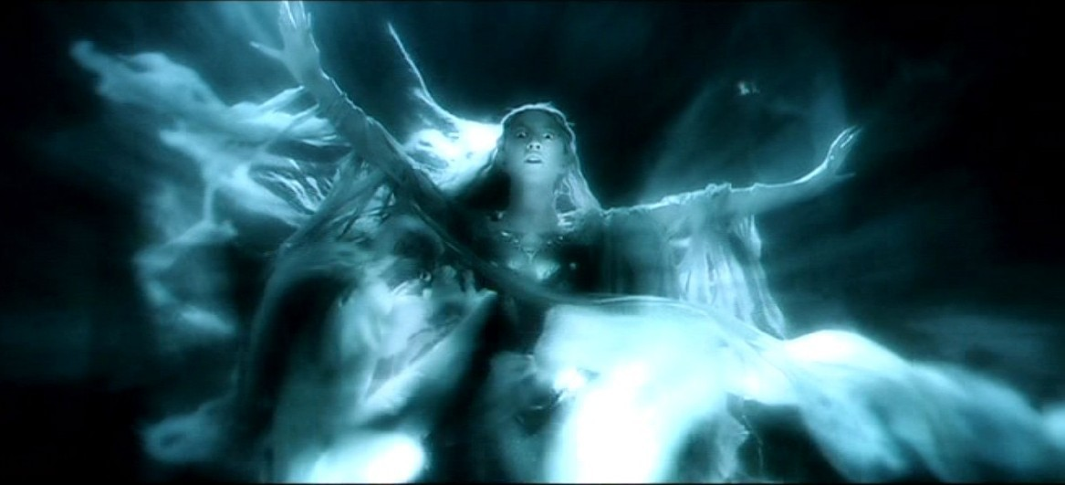 Галадриэль едет кукухой