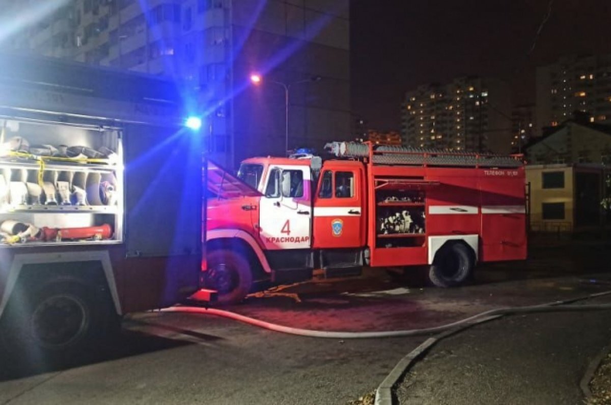    В Краснодаре при пожаре в многоэтажке эвакуировали 36 человек