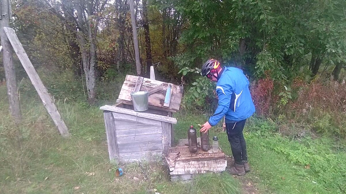 Из Смоленска - в Карелию 1500 км на велосипеде. День 15 Как искали воду и  мучали местных | Travel4 | Дзен