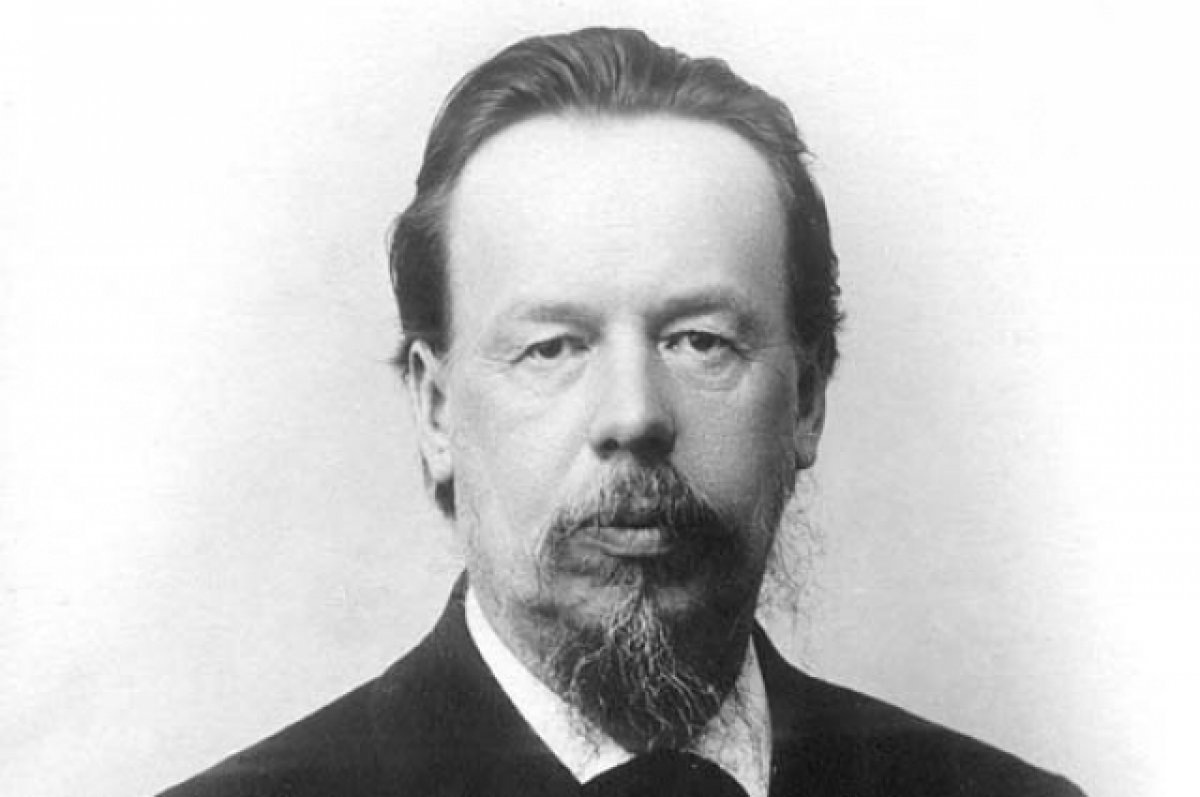    В Перми на обновлённой эспланаде ошиблись с датой смерти Александра Попова