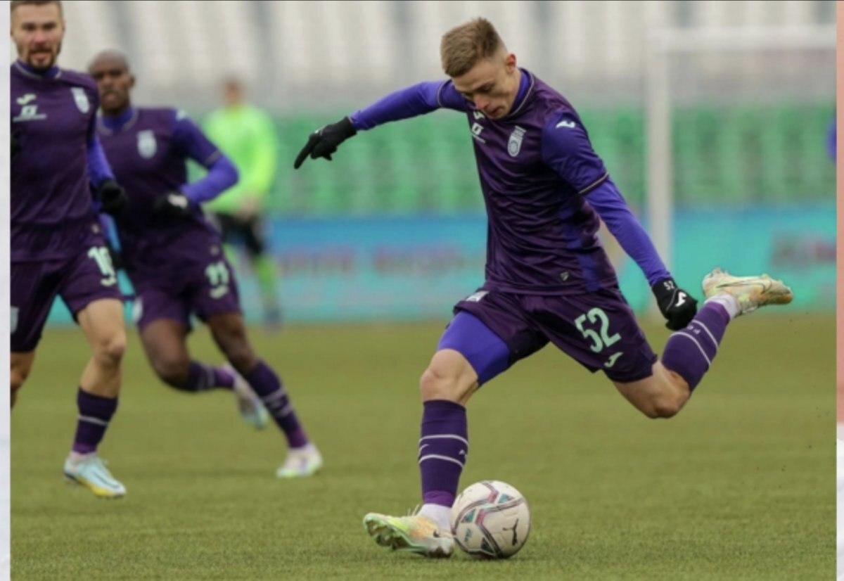    Игрок «Уфы» Вадим Конюхов вызван в молодежную сборную России