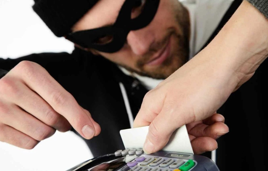 В Тверской области Банк России научит жителей села защищаться от мошенников